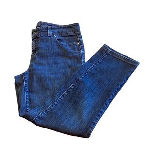 L.L.Bean slim leg jean cropped straight leg skinny medium dark blue wash stretch